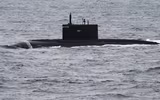 [ẢNH] Chưa khắc phục xong vụ cháy tàu sân bay, Nga lại tiếp tục bị chìm tàu ngầm