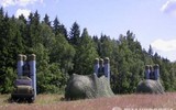 [ẢNH] Tiêm kích Israel hủy diệt mô hình bơm hơi thay vì vũ khí thật của Syria?