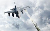 [ẢNH] Máy bay Mỹ bị tố cáo nã rocket vào doanh trại quân Nga trên đất Syria