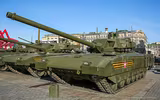 [ẢNH] Sau tiêm kích tàng hình Su-57, tới lượt xe tăng T-14 Armata gây thất vọng tràn trề