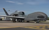 [ẢNH] Máy bay Mỹ tấn công dữ dội, phá hủy căn cứ Iran trên đất Syria