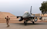 [ẢNH] Máy bay Mỹ tấn công dữ dội, phá hủy căn cứ Iran trên đất Syria