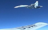 [ẢNH] Su-27 Nga suýt gặp thảm họa khi cố gắng chặn máy bay NATO