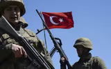 [ẢNH] Thổ Nhĩ Kỳ tấn công dữ dội quân đội Syria, 35 binh sĩ SAA thiệt mạng