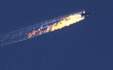 [ẢNH] Thổ Nhĩ Kỳ cảnh báo bắn hạ máy bay lạ, không loại trừ chiến đấu cơ Nga tại Syria
