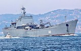 [ẢNH] Thổ Nhĩ Kỳ dọa 'bóp yết hầu' Bosphorus, chặn đường tiếp vận của Nga cho Syria