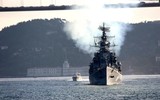 [ẢNH] Thổ Nhĩ Kỳ sẵn sàng đóng eo biển Bosphorus với tàu Nga, bất chấp công ước quốc tế