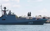 [ẢNH] Hải quân Nga tập trung lực lượng lớn ngoài khơi Syria, sẵn sàng tung đòn hủy diệt