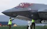 [ẢNH] Biên đội máy bay chiến đấu Nga rút lui sau khi bị F-35 áp sát