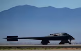 [ẢNH] Bất ngờ lớn khi oanh tạc cơ tàng hình B-21 Raider có khả năng không chiến như tiêm kích