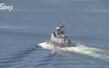 [ẢNH] Thông tin trài chiều về việc tàu hải quân Nga bốc cháy sau vụ va chạm với tàu Ukraine