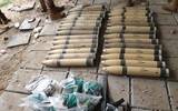 [ẢNH] Phiến quân ngụy trang trận địa pháo phóng loạt 