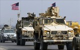[ẢNH] Thiết giáp Mỹ chặn đường, buộc quân cảnh Nga rời khu vực quan trọng tại Syria