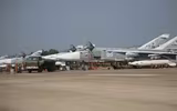 [ẢNH] Nga tăng cường Su-24 tới căn cứ Hmeimim, dấu hiệu tái khởi động chiến dịch Idlib?