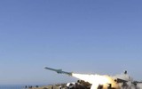 [ẢNH] Iran bất ngờ triển khai hàng chục tổ hợp tên lửa khóa chặt Eo biển Hormuz