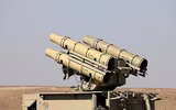 [ẢNH] Iran bất ngờ triển khai hàng chục tổ hợp tên lửa khóa chặt Eo biển Hormuz