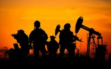 [ẢNH] Nga - Saudi Arabia bất lực nhìn Mỹ quyết định số phận 