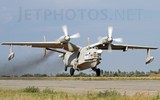[ẢNH] Ukraine phục hồi thành công máy bay săn ngầm Be-12 từ ‘đống sắt vụn’