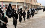 [ẢNH] Phiến quân IS mở cuộc tấn công lớn nhằm vào quân đội Syria ở miền Đông