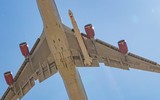 [ẢNH] Tên lửa vũ trụ triển khai từ máy bay vận tải của Mỹ nổ tung ngay sau khi phóng