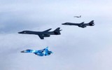 [ẢNH] Chiến đấu cơ Nga đánh chặn máy bay ném bom Mỹ đang mô phỏng tấn công Crimea
