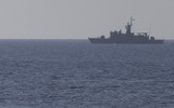 [ẢNH] Máy bay Thổ Nhĩ Kỳ bị chặn gần thành phố chiến lược của Libya