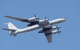 [ẢNH] Biên đội 7 chiếc Tu-142 Nga xuất kích trả đũa sau khi bị F-22 Mỹ áp sát