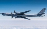 [ẢNH] Biên đội 7 chiếc Tu-142 Nga xuất kích trả đũa sau khi bị F-22 Mỹ áp sát