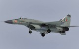 [ẢNH] Sau Su-35 và S-400, Mỹ có động thái 