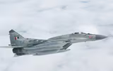 [ẢNH] Sau Su-35 và S-400, Mỹ có động thái 