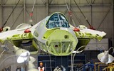 [ẢNH] Chuyên gia Nga: Khiếm khuyết thiết kế của Su-57 thể hiện rõ trong bức ảnh tại nhà máy