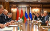 [ẢNH] Belarus tuyên bố hủy thỏa thuận sáp nhập với Nga, cảnh báo phong tỏa Crimea