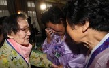 [ẢNH] Đẫm nước mắt ngày đoàn tụ các gia đình ly tán do chiến tranh Triều Tiên sau 69 năm