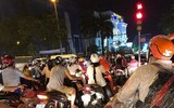 [Ảnh] Người thành phố 