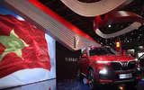 Chùm ảnh toàn cảnh nhất lễ ra mắt 2 mẫu xe VinFast tại Paris Motor Show 2018