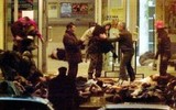[ẢNH] Nhìn lại vụ khủng bố con tin tại nhà hát Dubrovka: Những khuôn hình đầy ám ảnh đối với người Nga