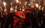 [ẢNH] Những khoảnh khắc ấn tượng trong lễ hội lửa Bonfire Night tại Anh
