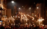 [ẢNH] Những khoảnh khắc ấn tượng trong lễ hội lửa Bonfire Night tại Anh