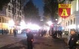 [ẢNH] Hình ảnh đặc biệt sát bạt đỗ xe 