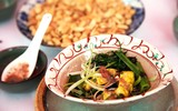 [ẢNH] Những khoảnh khắc đặc biệt của Tổng thống Mỹ Donald Trump trong ngày đầu tại Hà Nội