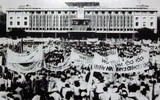 [ẢNH] Những hình ảnh khó quên trong ngày giải phóng miền Nam, thống nhất đất nước năm 1975