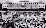 [ẢNH] Những hình ảnh khó quên trong ngày giải phóng miền Nam, thống nhất đất nước năm 1975
