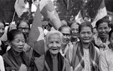 [ẢNH] Những hình ảnh khó quên trong ngày giải phóng miền Nam, thống nhất đất nước năm 1975
