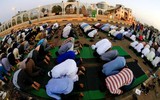 [ẢNH] Thế giới Hồi giáo ăn mừng tháng lễ Ramadan thế nào?