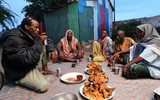 [ẢNH] Thế giới Hồi giáo ăn mừng tháng lễ Ramadan thế nào?