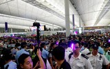 [ẢNH] Sân bay quốc tế Hồng Kông mở lại sau hai ngày thất thủ do biểu tình