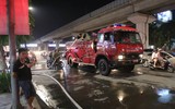 [ẢNH] Những người hùng lăn xả suốt đêm chiến đấu với giặc lửa ở Công ty Rạng Đông