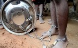 [ẢNH] Choáng trước nạn bạo hành bên trong ngôi trường Hồi giáo không giấy phép ở Nigeria