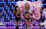 [ẢNH] Những lý do khiến Victoria's Secret Fashion Show luôn nhận được sự yêu mến của khán giả