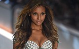 [ẢNH] Những lý do khiến Victoria's Secret Fashion Show luôn nhận được sự yêu mến của khán giả